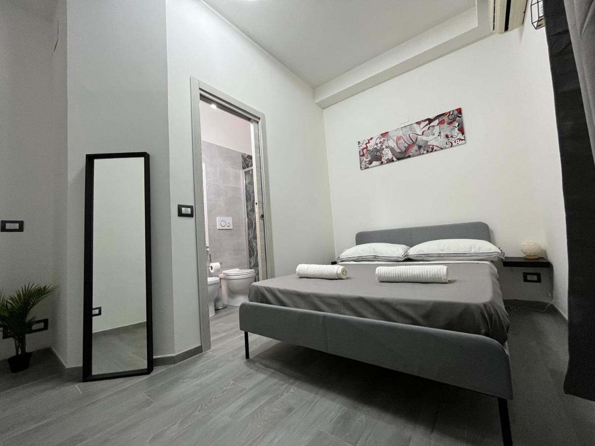 Dm Rome Holiday Екстер'єр фото
