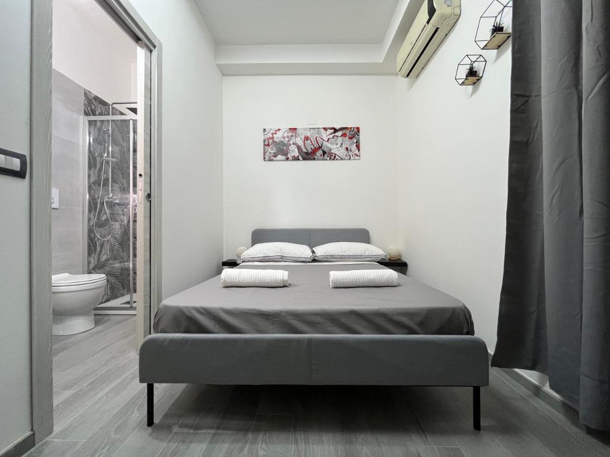 Dm Rome Holiday Екстер'єр фото