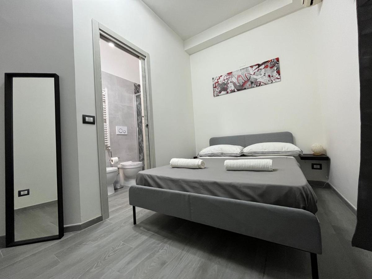 Dm Rome Holiday Екстер'єр фото